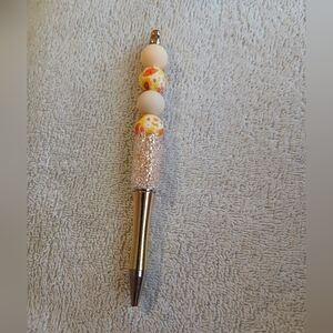Beaded Floral Accent Ballpoint Pen in White and Yellow